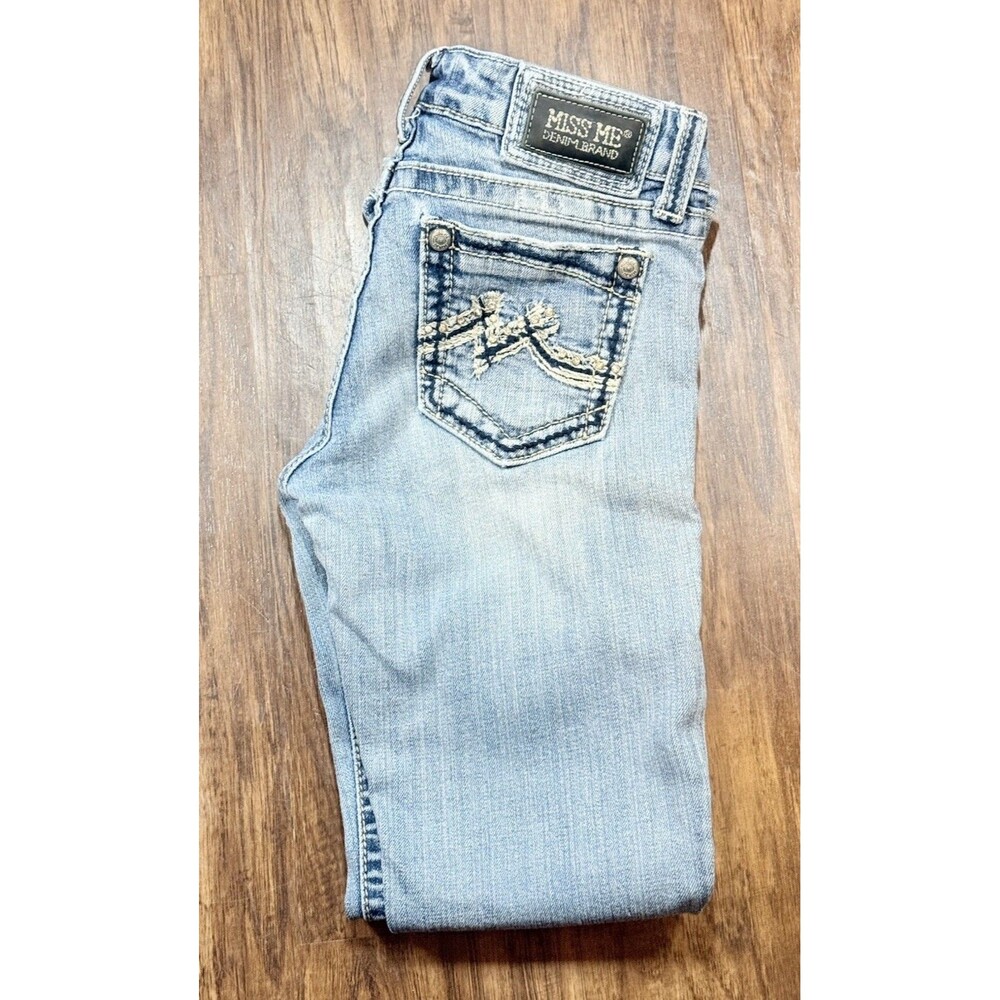 Miss Me Women’s Jeans 27 X 33Bootcut Light Wash Heavy Stitching Rhinestone
